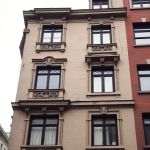 Ile kosztuje 1m2 mieszkania w starym budownictwie